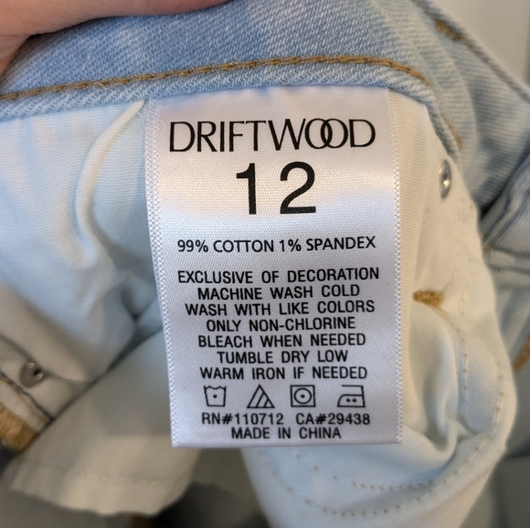 DRIFTWOOD Colette Light Wash Daisy Flower Cuff Jeans Size 12 Inseam 27" - Picture 9 of 9